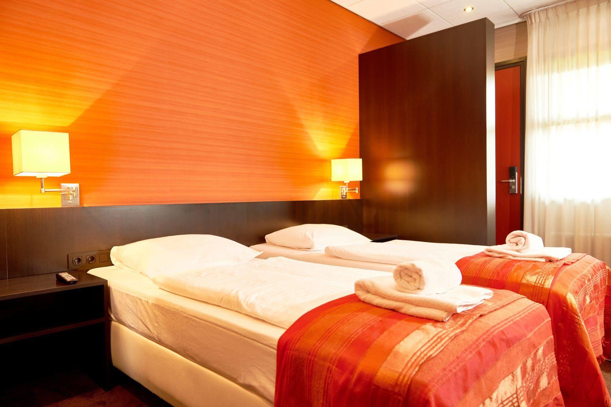 Hotel Babylon Heerhugowaard - Alkmaar Eksteriør bilde